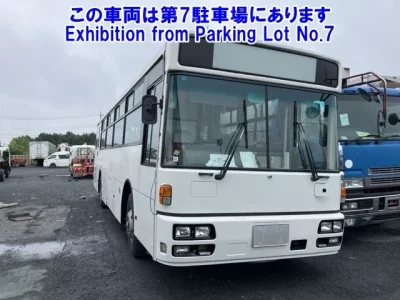 Nissan BUS