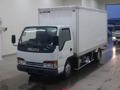 Isuzu ELF