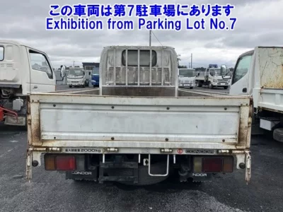 Nissan TRUCK