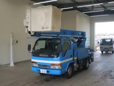 Isuzu ELF