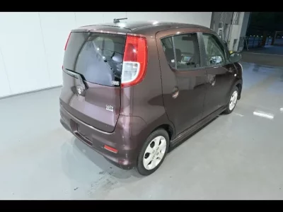 Suzuki MRWAGON