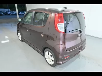 Suzuki MRWAGON