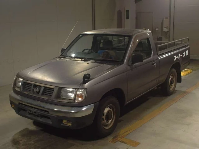 Nissan DATSUN PICKUP