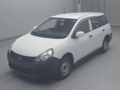 Mitsubishi LANCER VAN