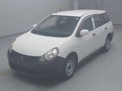 Mitsubishi LANCER VAN