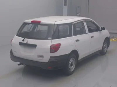 Mitsubishi LANCER VAN
