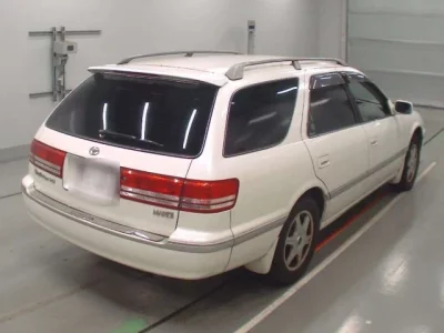 Toyota MARK2 QUALIS