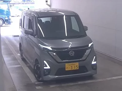 Nissan ROOX