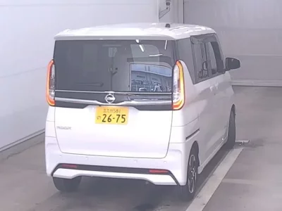 Nissan ROOX