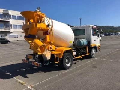 Nissan CONDOR