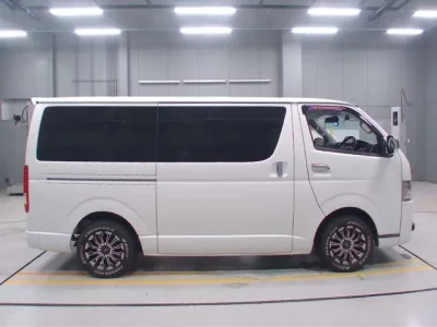 Toyota REGIUS ACE VAN