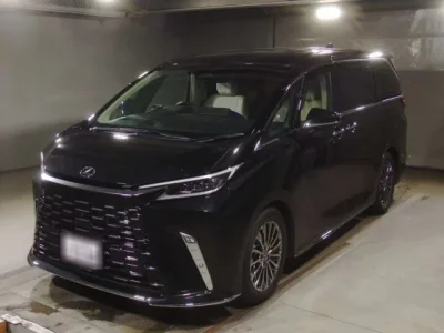 Lexus LM