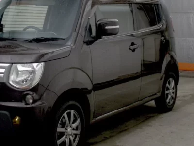 Suzuki MRWAGON