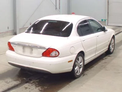 Jaguar X TYPE