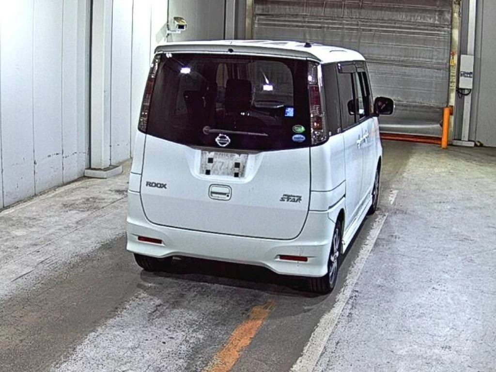 Nissan ROOX