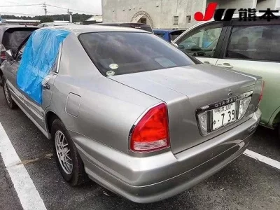 Mitsubishi DIAMANTE