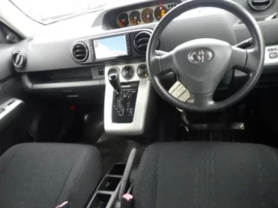 Toyota COROLLA RUMION