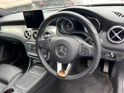 Mercedes-Benz GLA CLASS
