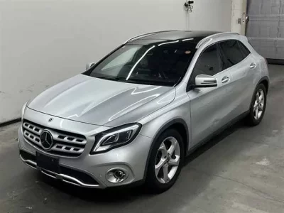 Mercedes-Benz GLA CLASS