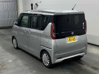 Nissan ROOX