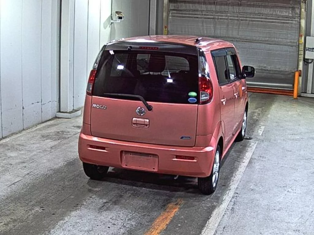 Nissan MOCO