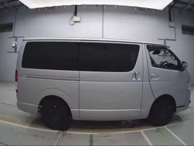 Toyota REGIUS ACE VAN