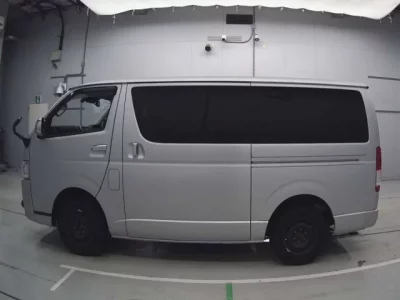 Toyota REGIUS ACE VAN