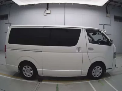 Toyota REGIUS ACE VAN