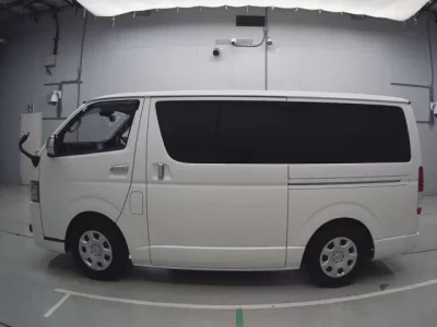 Toyota REGIUS ACE VAN