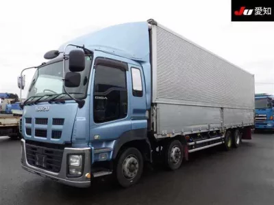 Isuzu GIGA