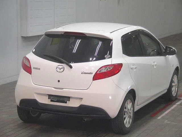 Mazda DEMIO