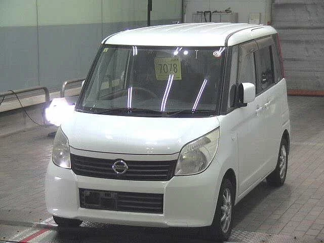 Nissan ROOX