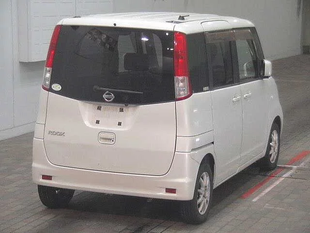 Nissan ROOX