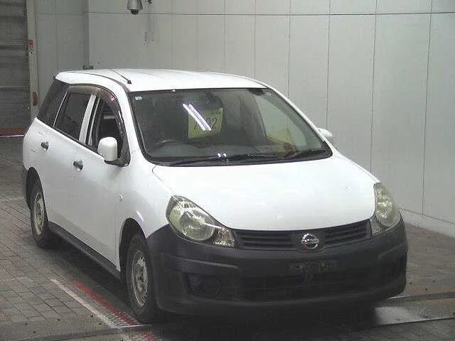 Nissan AD