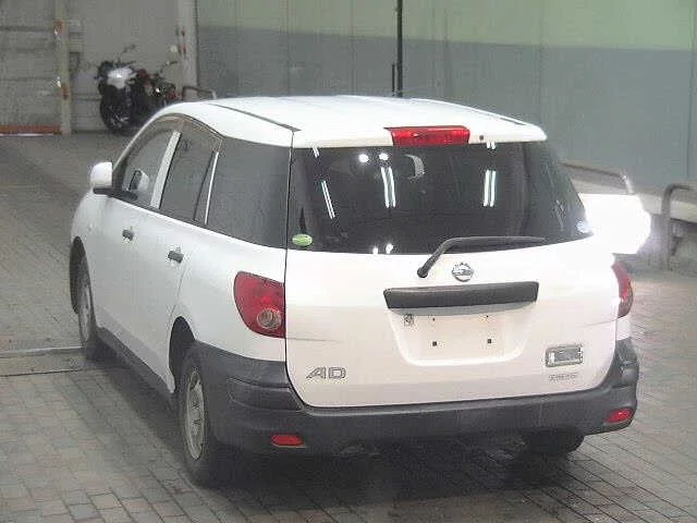 Nissan AD