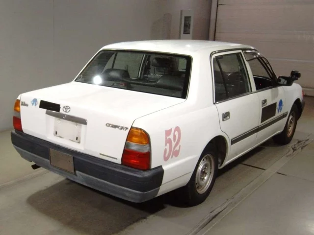 Toyota CROWN COMFORT