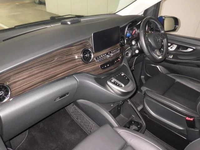 Mercedes-Benz V CLASS