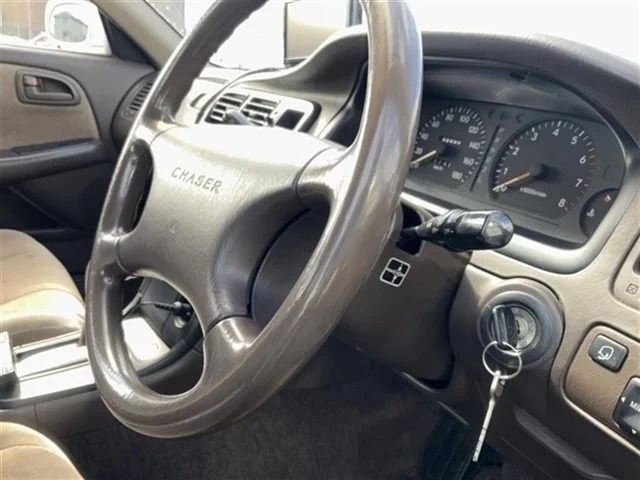 Toyota CHASER