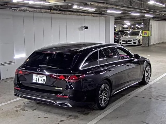 Mercedes-Benz E CLASS WAGON