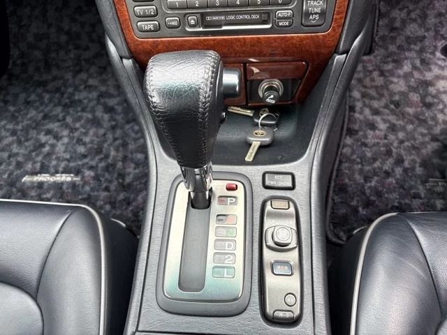 Toyota PROGRES