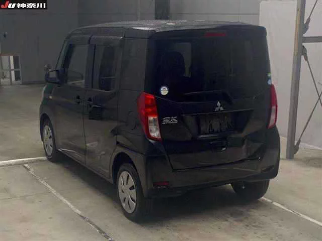 Mitsubishi EK SPACE
