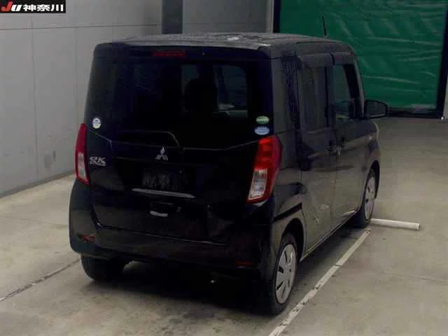Mitsubishi EK SPACE