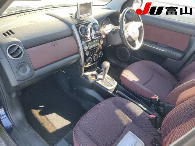 Mazda VERISA