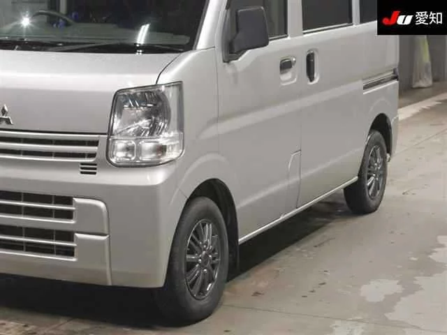 Mitsubishi MINICAB VAN