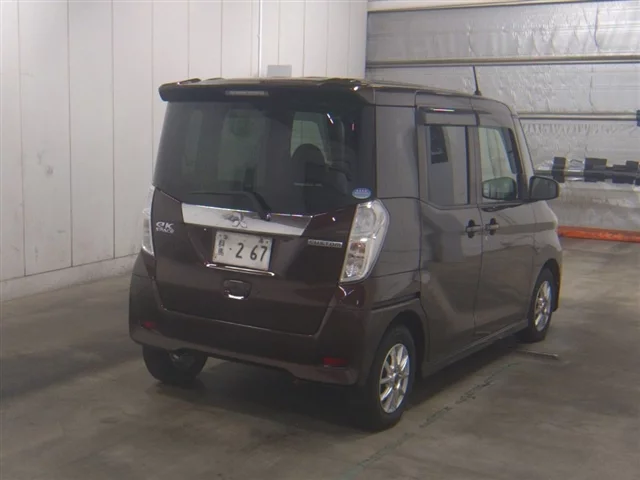 Mitsubishi EK SPACE