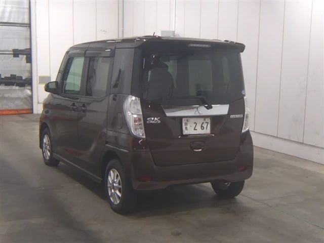 Mitsubishi EK SPACE