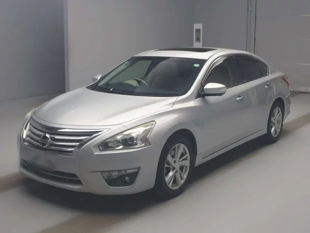Nissan TEANA