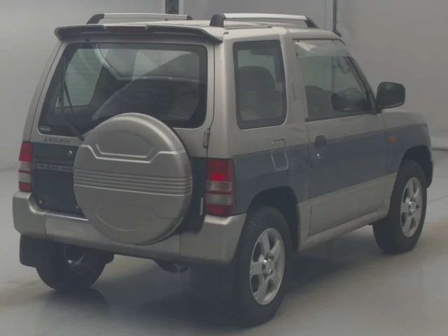 Mitsubishi PAJERO MINI
