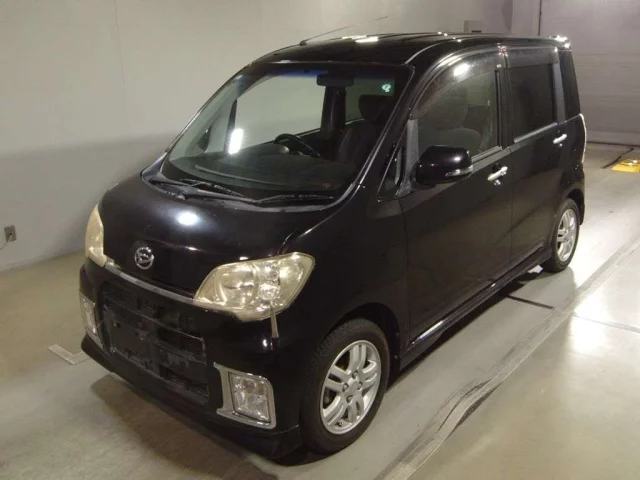 Daihatsu TANTO EXE