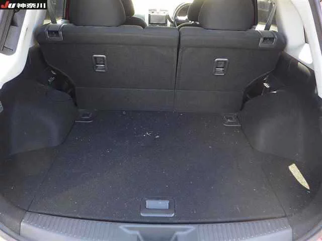 Mitsubishi COLT PLUS